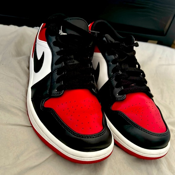 Jordan 1 Low Bred Toe 2.0